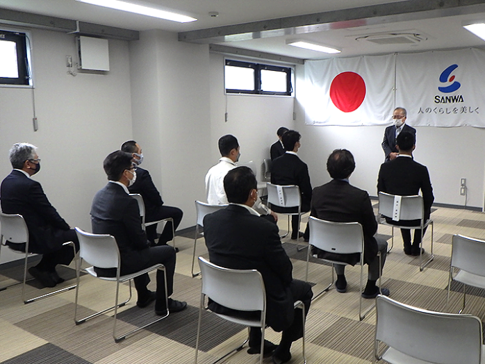 三和建装㈱創業者　元角会長の講話